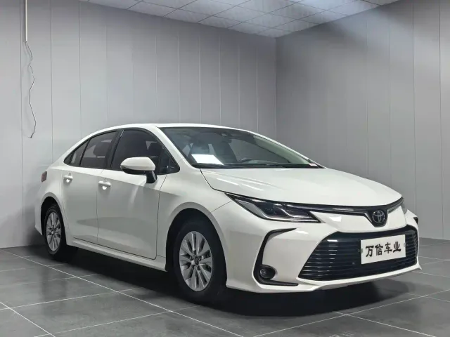 Toyota Corolla — Фото автомобиля 3