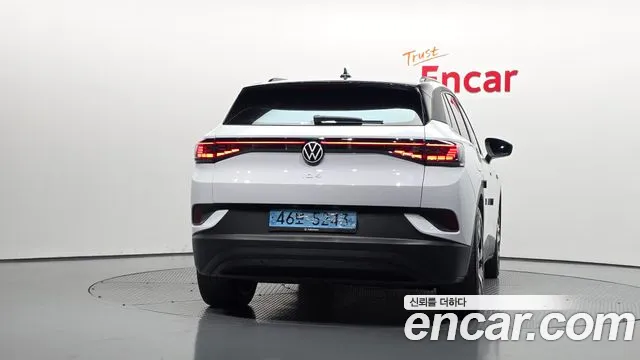 Volkswagen ID.4 — Фото автомобиля 4