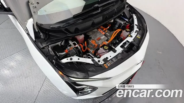 Chevrolet Bolt EV — Фото автомобиля 6