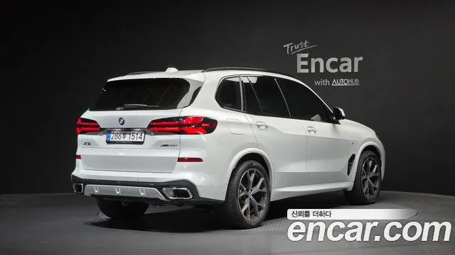 BMW X5 xDrive 40i M Sport — Фото автомобиля 2