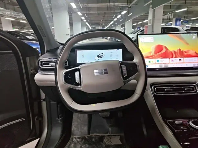 Geely Galaxy Stellar 6 — Фото автомобиля 10
