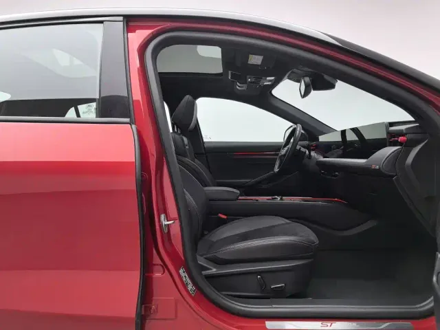 Ford Mondeo — Фото автомобиля 23