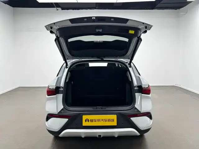 BYD Yuan PLUS — Фото автомобиля 16
