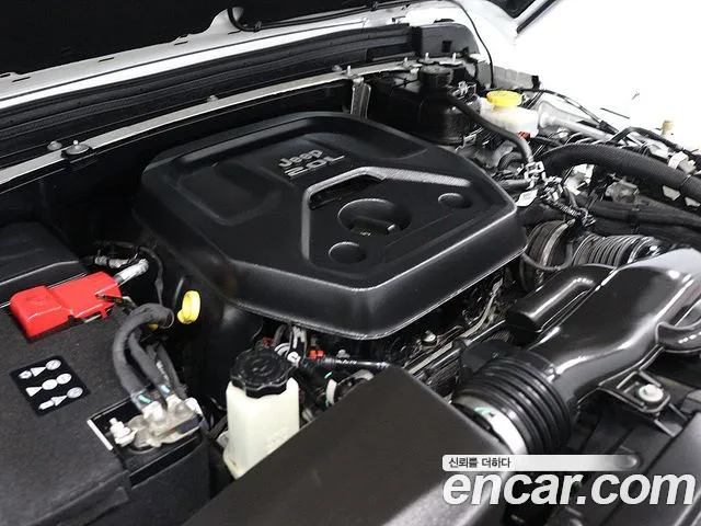 Jeep Wrangler JL — Фото автомобиля 19