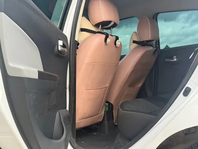 Changan Benben E-Star — Фото автомобиля 9
