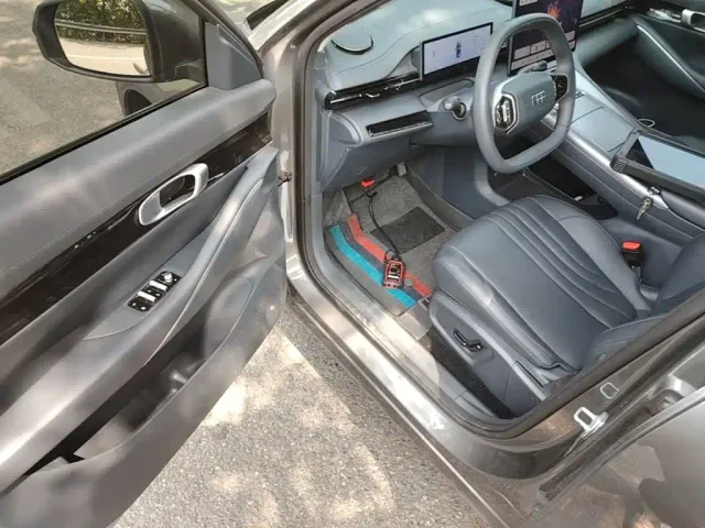 Geely Galaxy E5 — Фото автомобиля 15