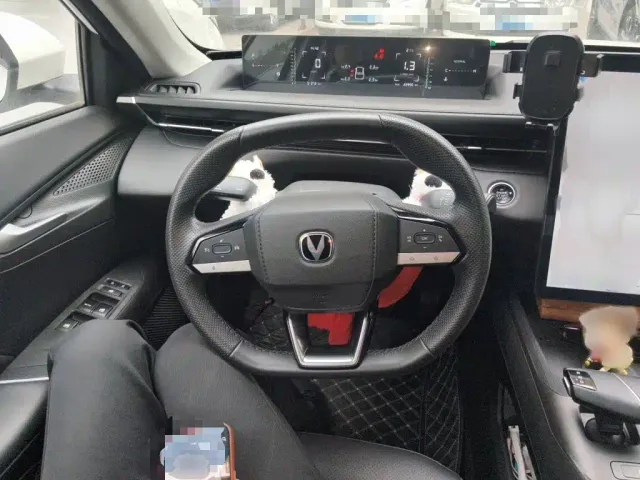 Changan Eado — Фото автомобиля 2