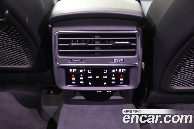 Audi Q7 55 TFSI quattro Premium — Фото автомобиля 13