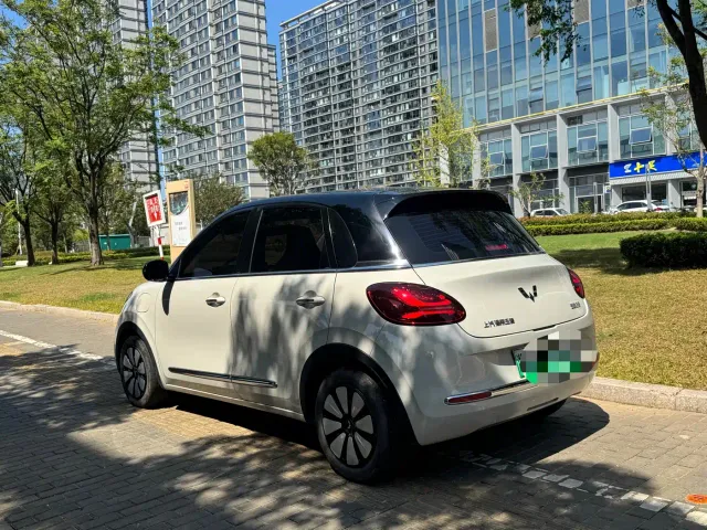 Wuling Bingo — Фото автомобиля 16
