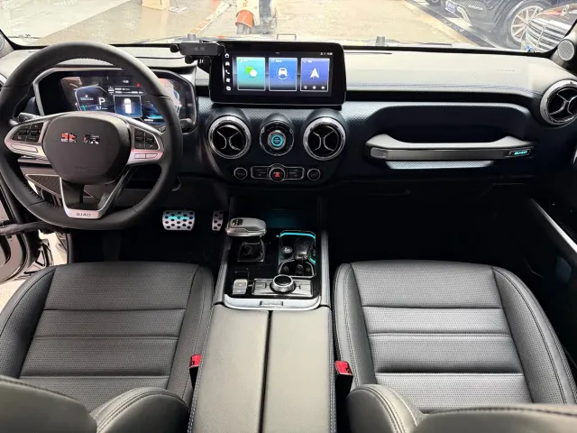 BAIC BJ40 — Фото автомобиля 12