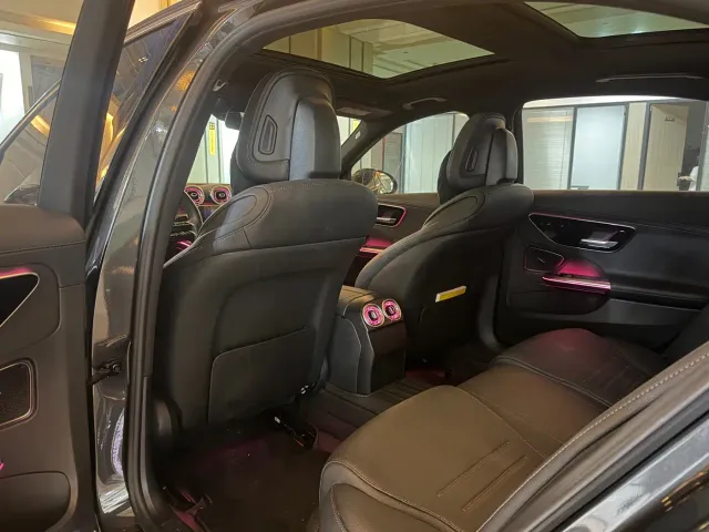 Mercedes-Benz C-Class — Фото автомобиля 9