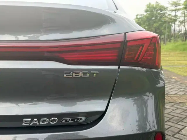 Changan Eado — Фото автомобиля 15