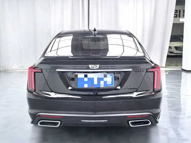 Cadillac CT5 — Фото автомобиля 5