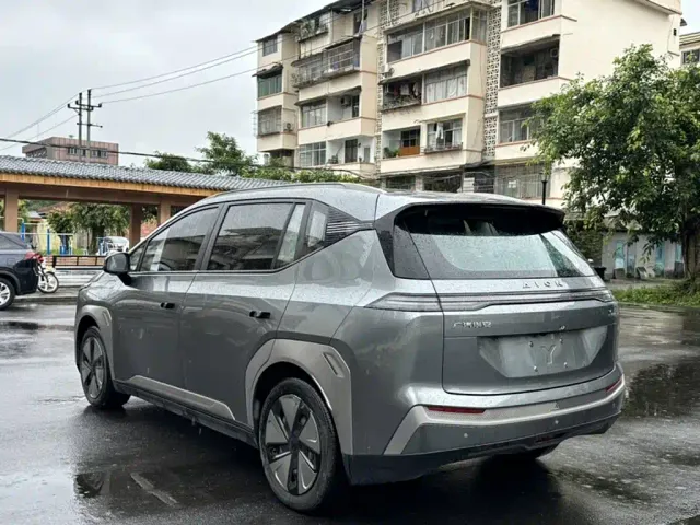GAC Aion Y — Фото автомобиля 21