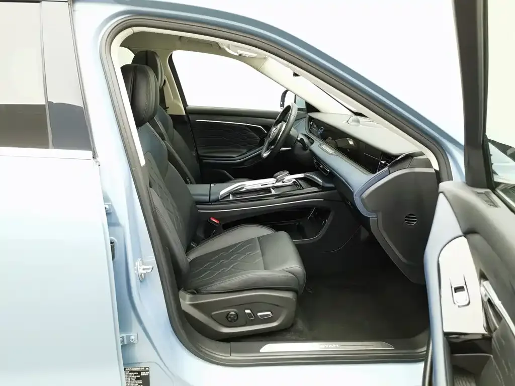 Voyah Auto VOYAH FREE 2021 AWD Standard Range Extender Exclusive Luxury Package — Фото автомобиля 23