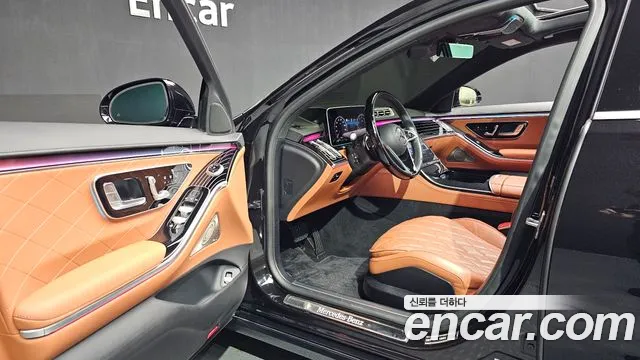 Mercedes-Benz S-Class — Фото автомобиля 3