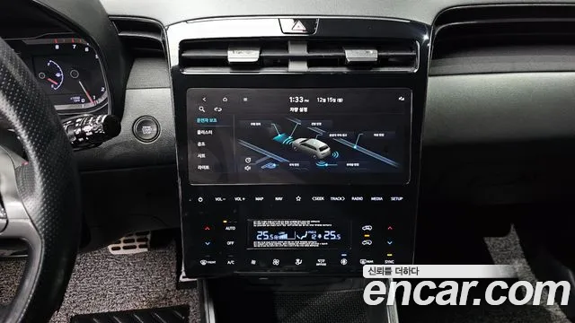 Hyundai Tucson Tucson (NX4) Бензин 1.6 турбо 2WD — Фото автомобиля 19