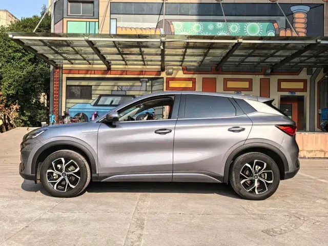 BYD Yuan PLUS — Фото автомобиля 13