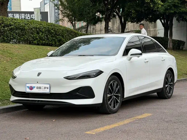 Фотография автомобиля — Roewe D7