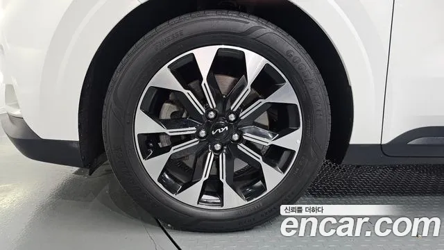 Kia Canival Carnival 4 поколение Дизель 9 мест Prestige — Фото автомобиля 5