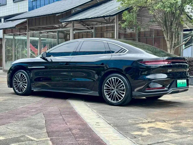 BYD Han — Фото автомобиля 14