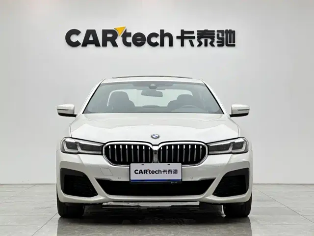 BMW 5 Series — Фото автомобиля 7
