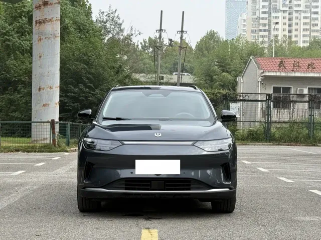 Leapmotor C11 — Фото автомобиля 2