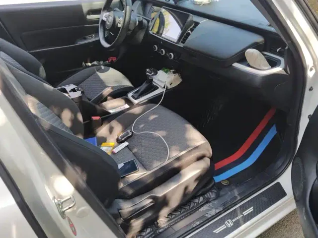 Honda Fit — Фото автомобиля 8