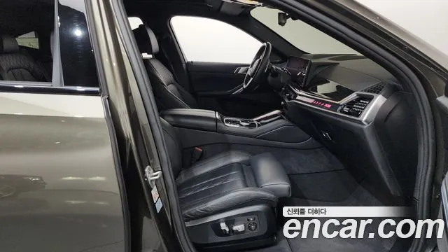 BMW X6 xDrive40i M Sport — Фото автомобиля 11