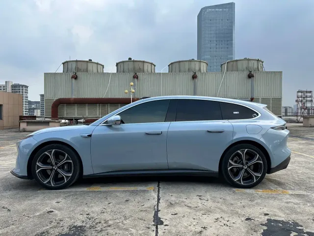 Nio ET5 Touring — Фото автомобиля 5
