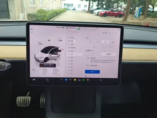 Tesla Model Y 2021 Performance High-Performance AWD — Фото автомобиля 12
