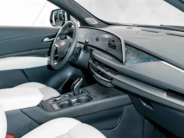 Cadillac XT4 — Фото автомобиля 17