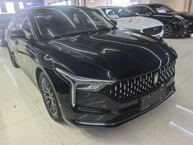 Bestune B70 — Фото автомобиля 3