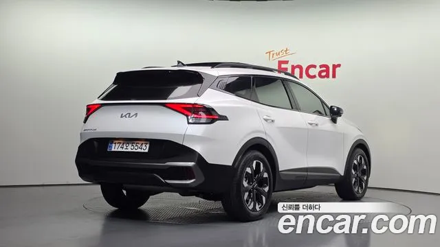 Kia Sportage Sportage 5-е поколение Бензин 1.6 турбо 2WD — Фото автомобиля 2