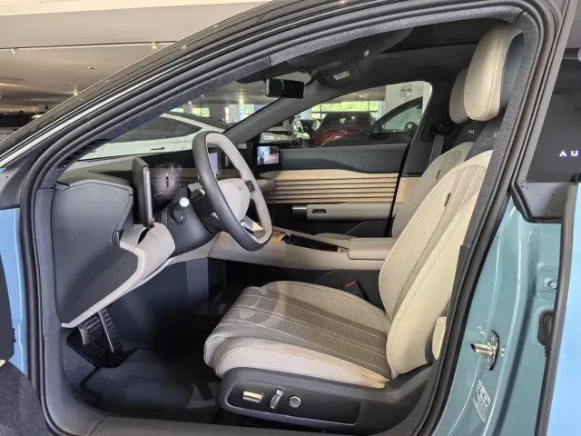 Audi E5 Sportback — Фото автомобиля 5