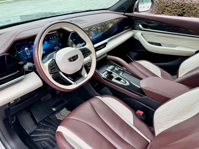 Geely Xingyue L — Фото автомобиля 10