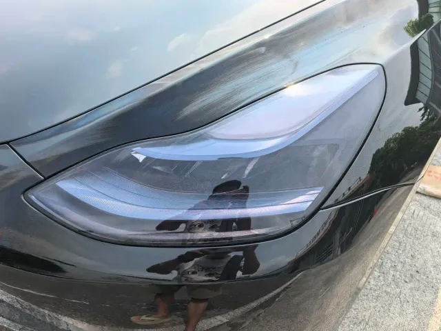 Tesla Model Y — Фото автомобиля 19