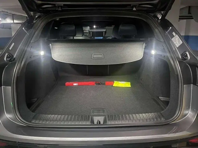 Audi Q6L e-tron — Фото автомобиля 7