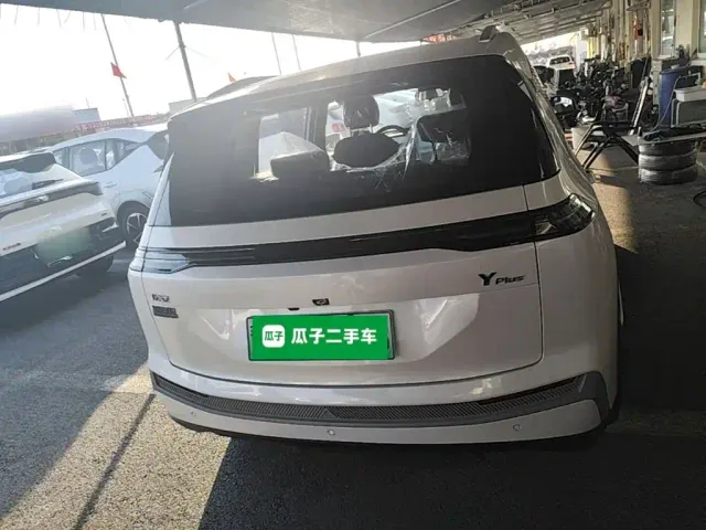 GAC Aion Y — Фото автомобиля 5