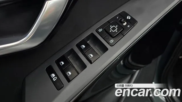 Kia Niro The All New — Фото автомобиля 24