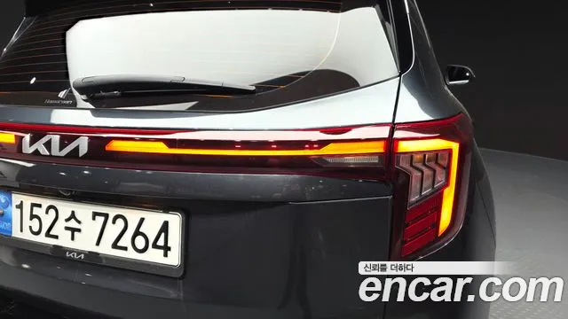 Kia Seltos New — Фото автомобиля 8