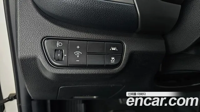 Kia Seltos — Фото автомобиля 16