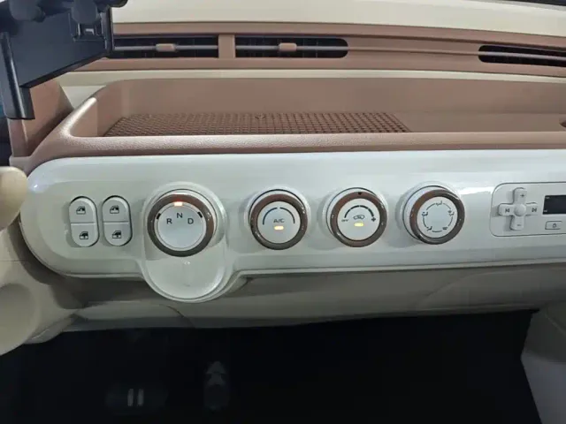 Bestune Pony — Фото автомобиля 12