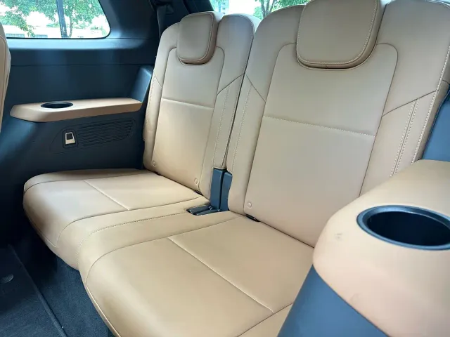 Li Auto ONE — Фото автомобиля 21
