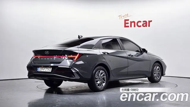 Hyundai AVANTE Новый Avante (CN7) — Фото автомобиля 2