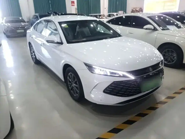 BYD Qin L — Фото автомобиля 3