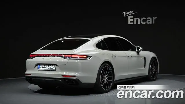 Porsche Panamera — Фото автомобиля 2