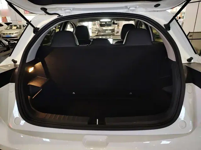 Geely Geometry E Firefly — Фото автомобиля 18