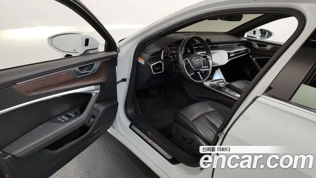 Audi A6 C8 — Фото автомобиля 10