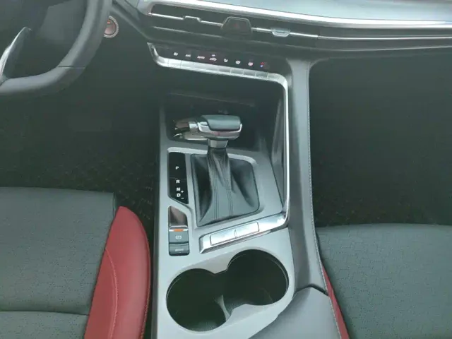Changan CS35 Plus — Фото автомобиля 16